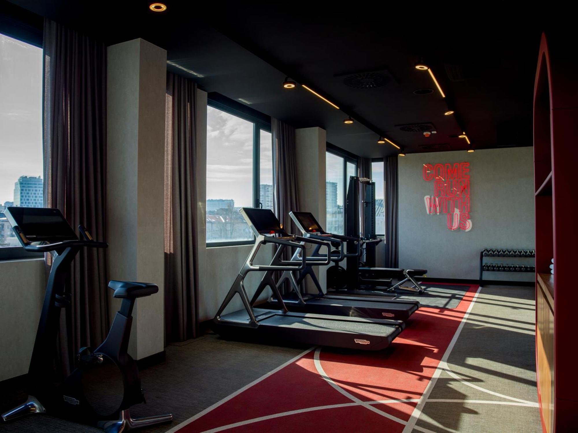 Radisson Red Belgrade Hotel Luaran gambar